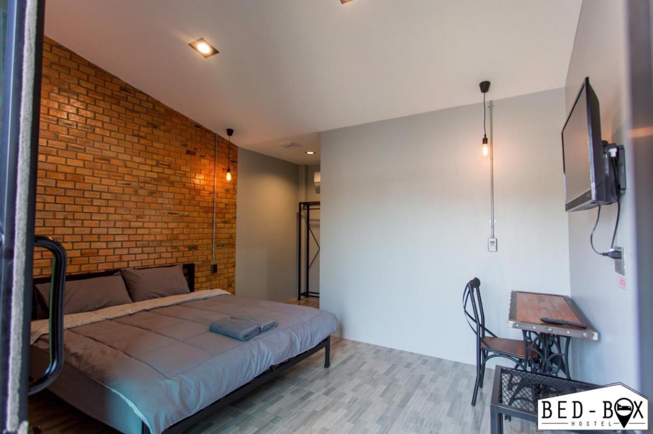 Bed Box Hotel Nakhonratchasima Екстериор снимка
