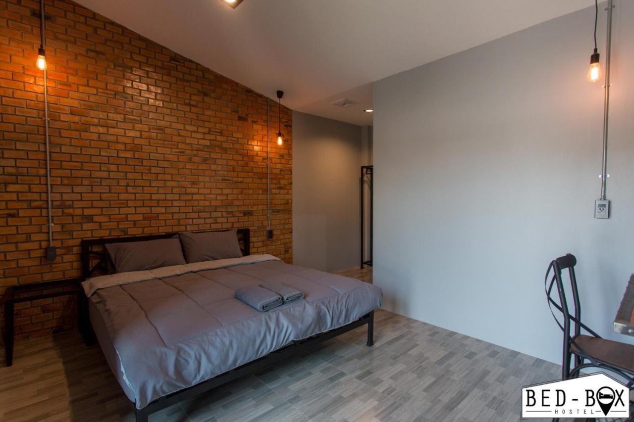 Bed Box Hotel Nakhonratchasima Екстериор снимка